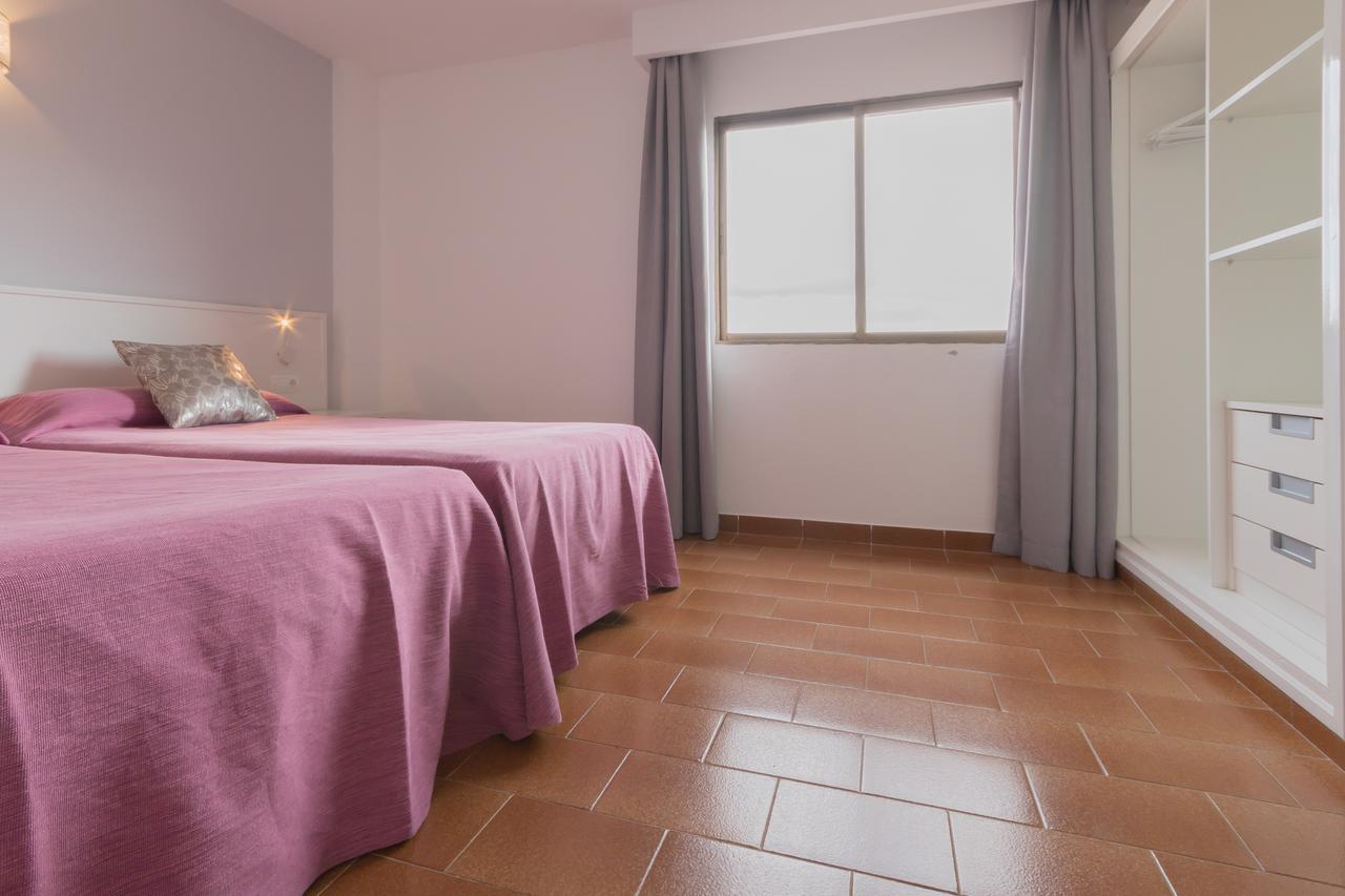 Apartamentos Orosol 2 By Typic Hotels ซานอันโตนิโอ ภายนอก รูปภาพ