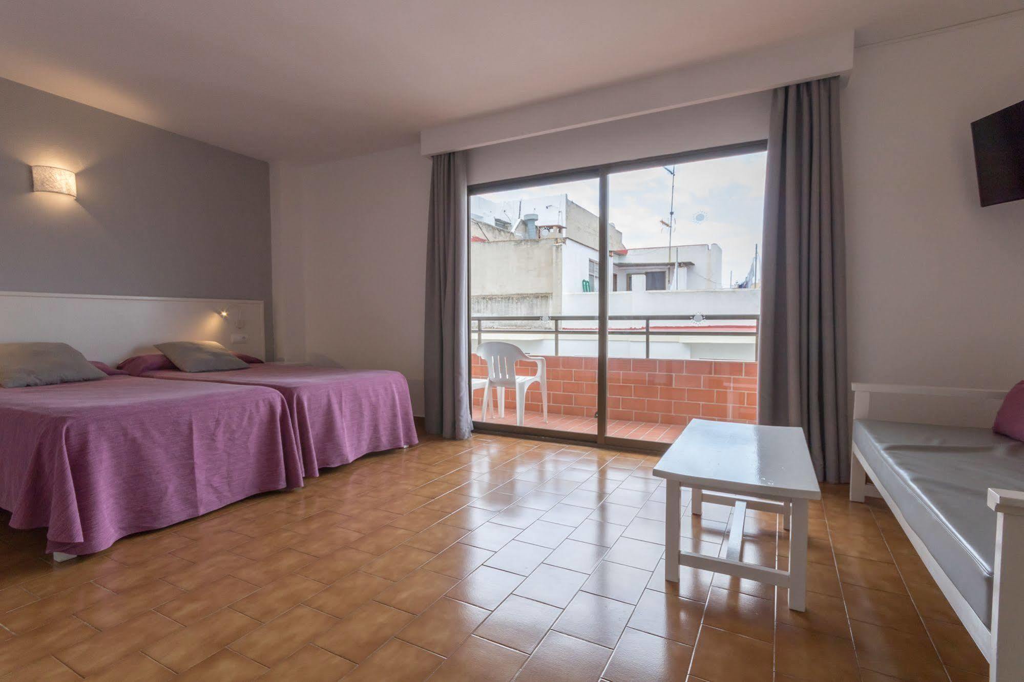 Apartamentos Orosol 2 By Typic Hotels ซานอันโตนิโอ ภายนอก รูปภาพ
