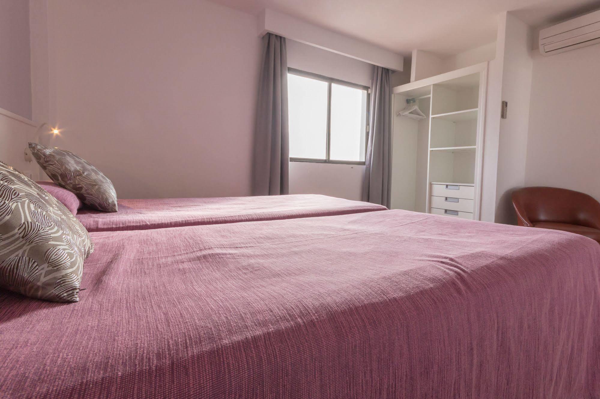 Apartamentos Orosol 2 By Typic Hotels ซานอันโตนิโอ ภายนอก รูปภาพ