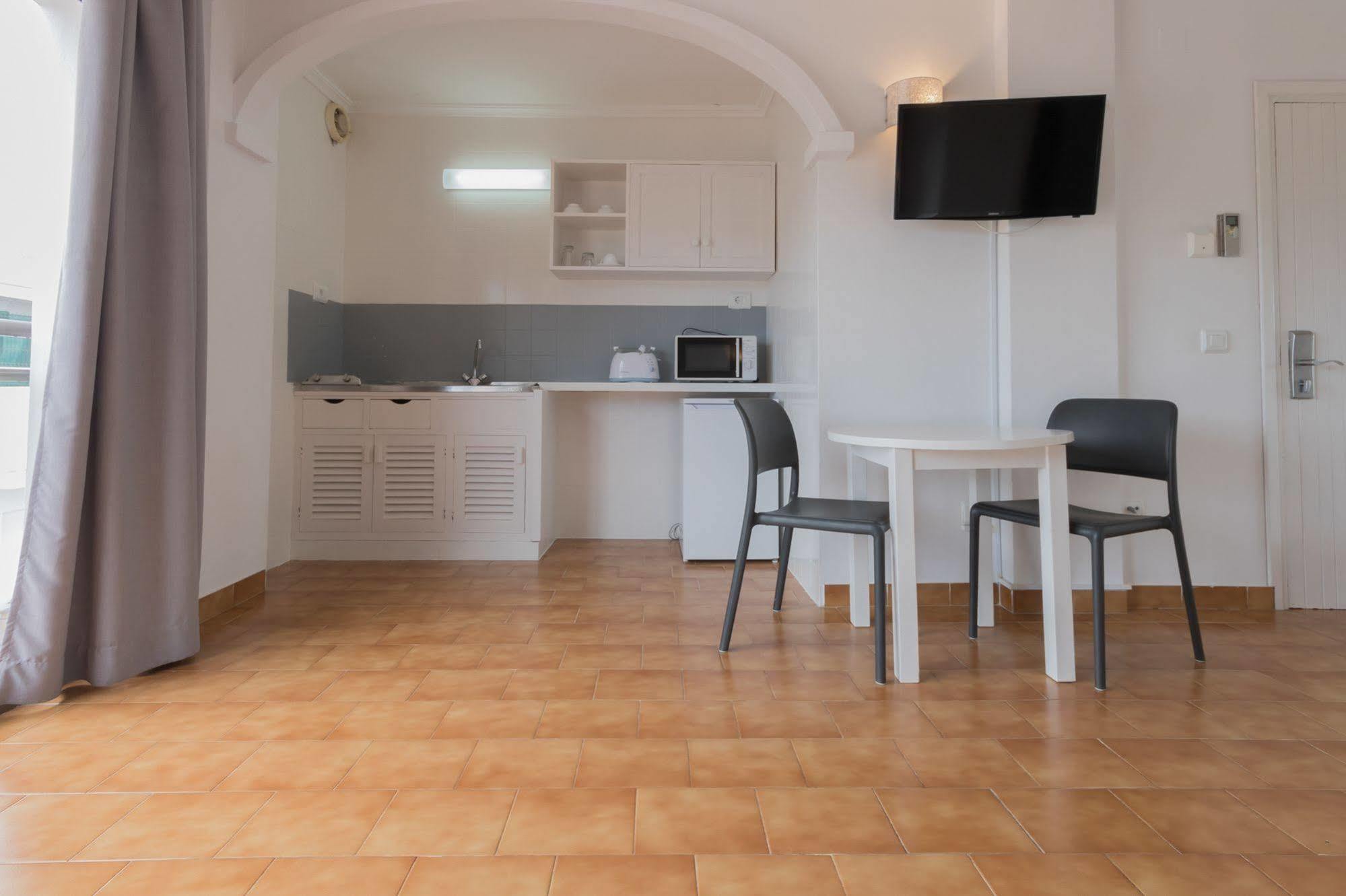Apartamentos Orosol 2 By Typic Hotels ซานอันโตนิโอ ภายนอก รูปภาพ