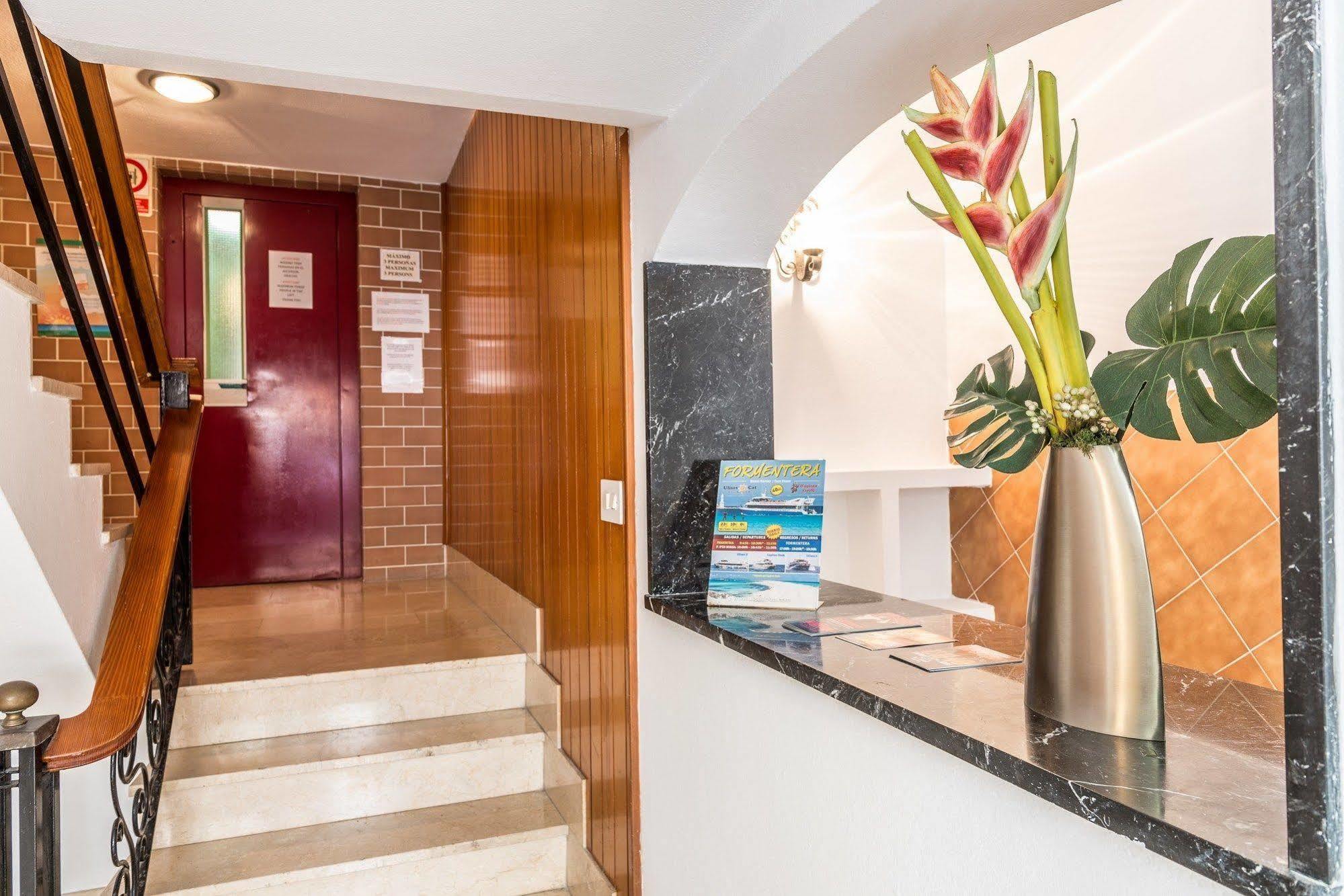 Apartamentos Orosol 2 By Typic Hotels ซานอันโตนิโอ ภายนอก รูปภาพ